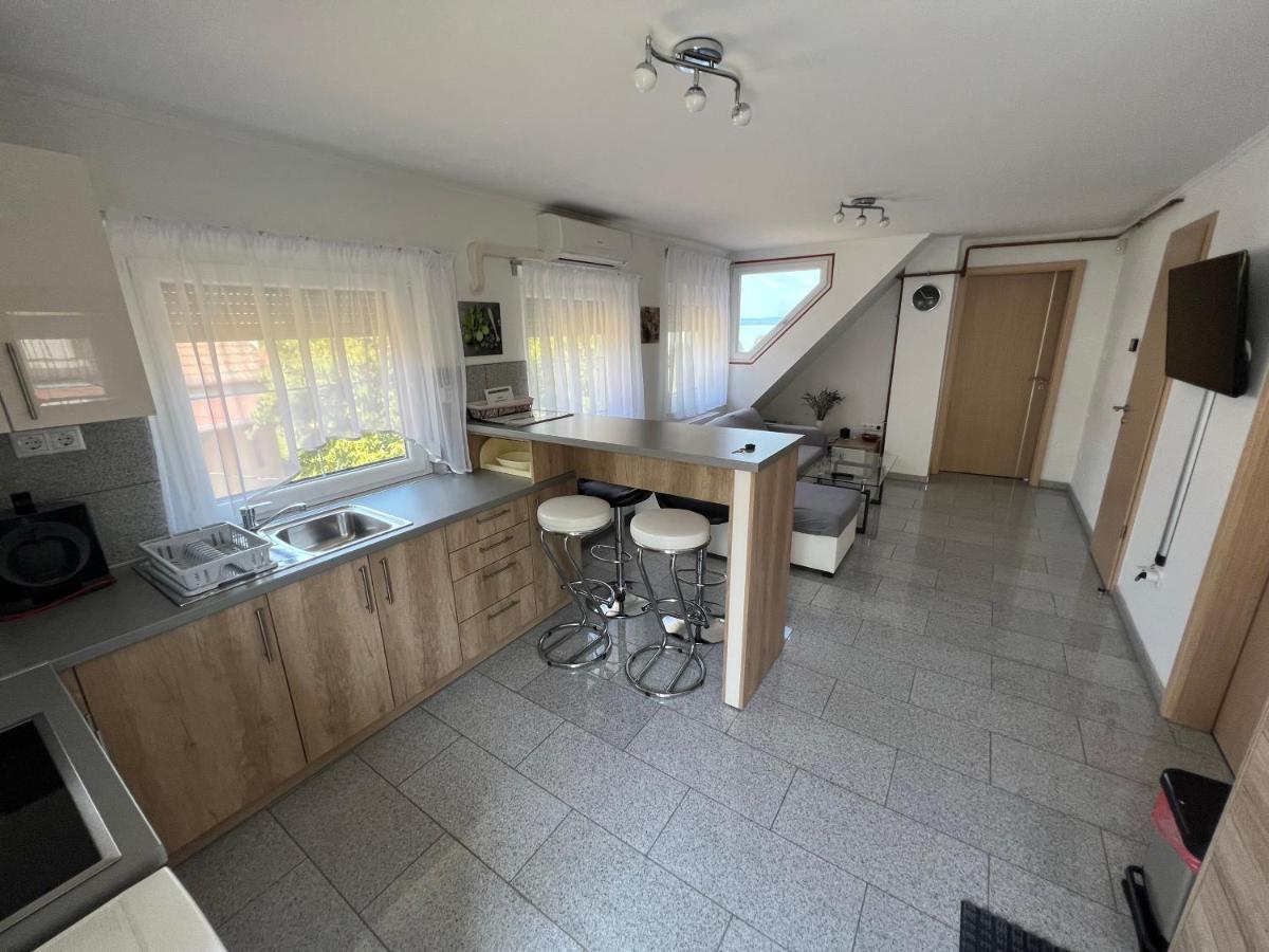 Mandula Apartmanok Бадачонтомай Екстериор снимка