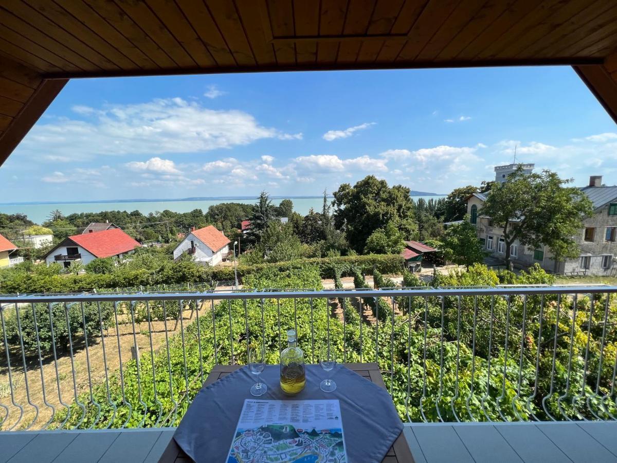 Mandula Apartmanok Бадачонтомай Екстериор снимка