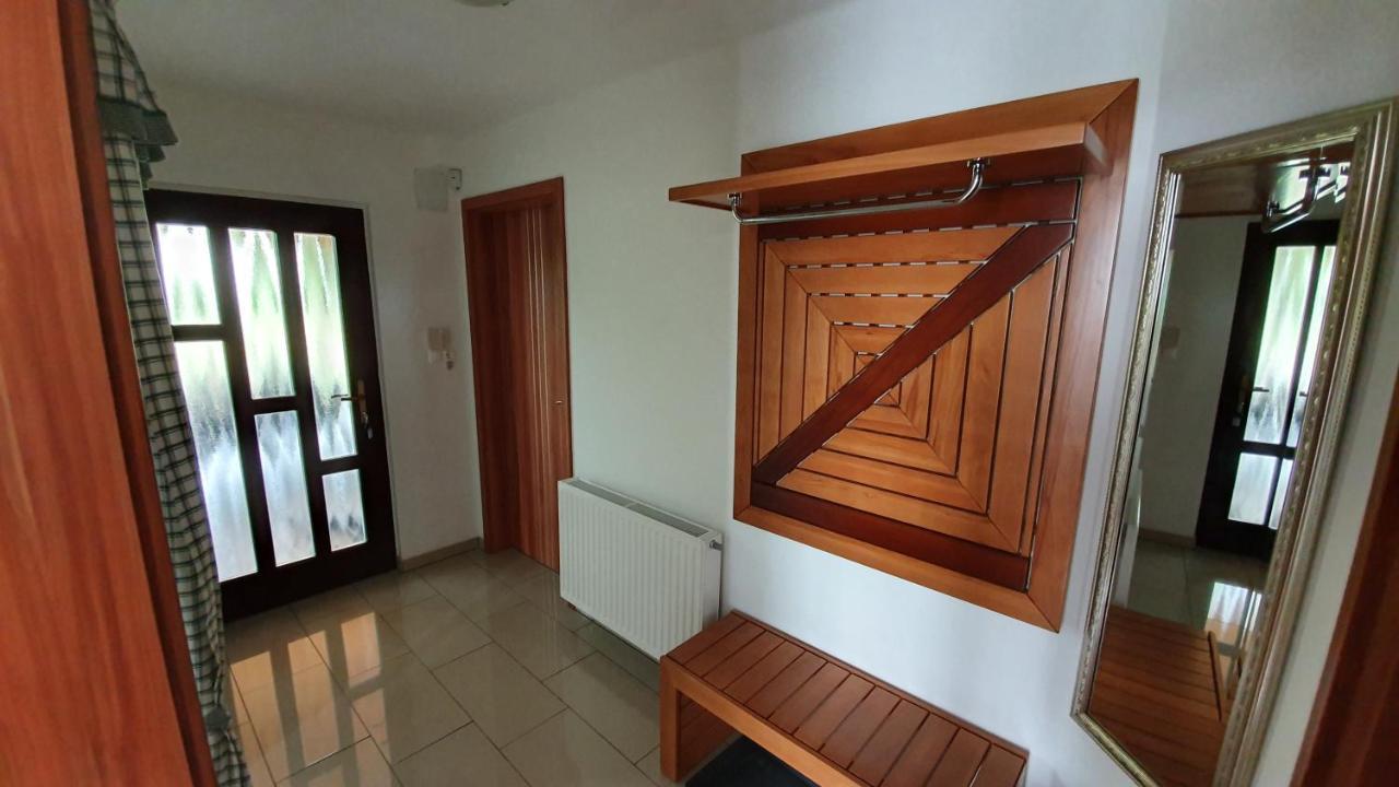 Mandula Apartmanok Бадачонтомай Екстериор снимка