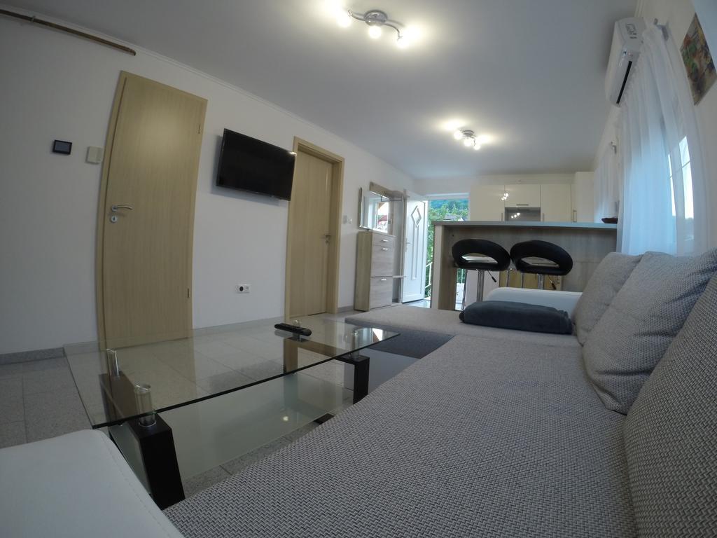 Mandula Apartmanok Бадачонтомай Екстериор снимка