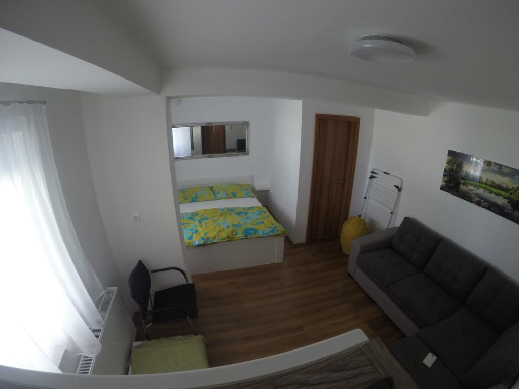 Mandula Apartmanok Бадачонтомай Екстериор снимка
